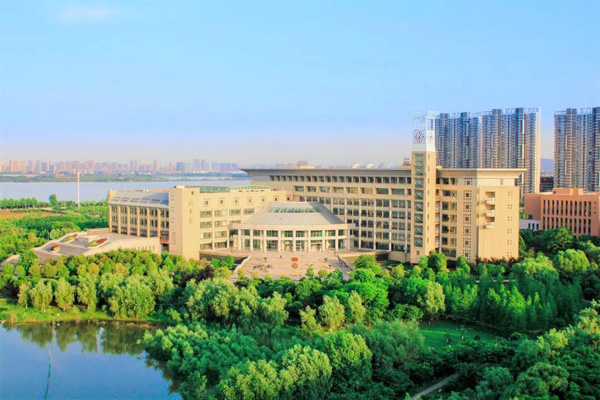 武漢科技大學(xué)成人教育2023年招生簡章