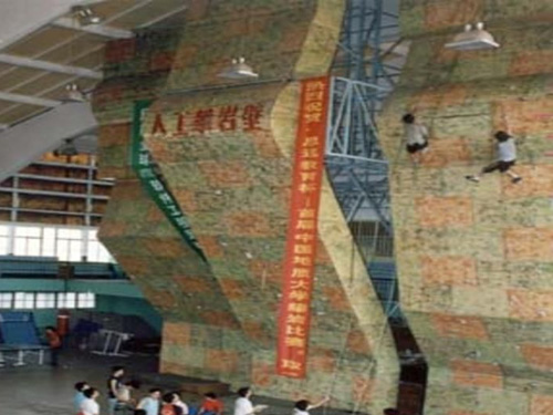 中國地質大學（武漢）人工攀巖壁