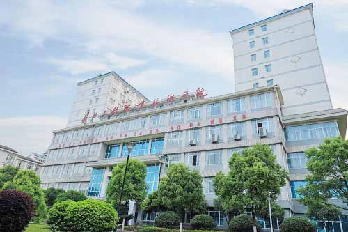 長江工程職業(yè)技術(shù)學(xué)院行政樓