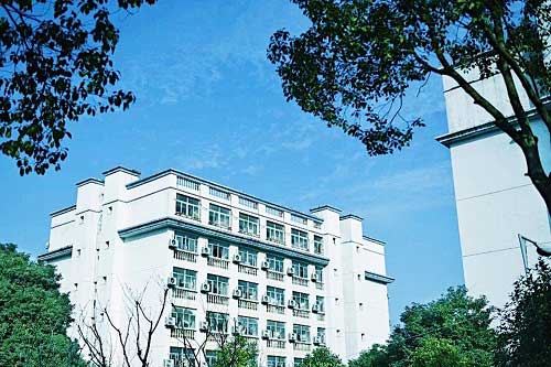 武漢商貿職業學院學生公寓樓